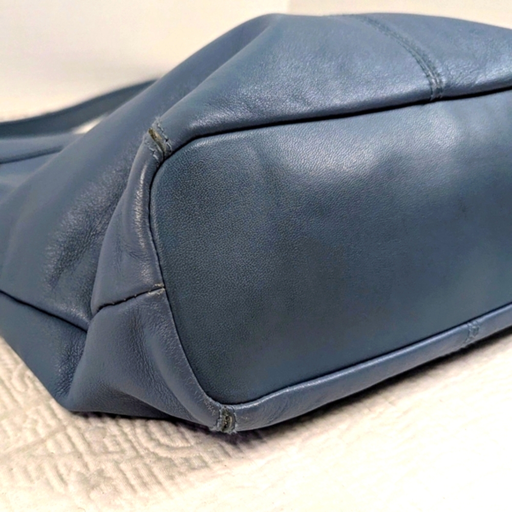 Giani Bernini Light Blue Shoulder Bag‎ - Picture 5 of 16